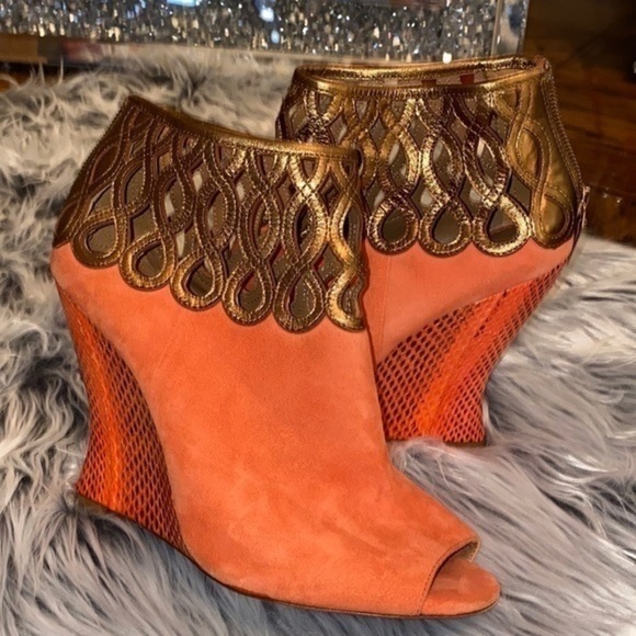 Elie Tahari US-9 open toe ankle boots fashion vibes (no box) New - Picture 2 of 11